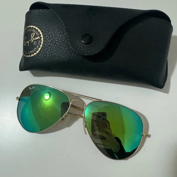 Ray-Ban | Accessories | Rayban Gold Aviator Sunglasses With  display picture 2